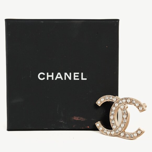 Chanel Gold-Toned Pearl & Crystal Studded CC Brooch - Picture 6 of 6